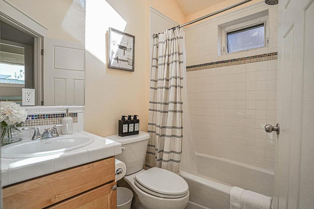 Exquisite Central Townhome With Spacious Loft And Gourmet Kitchen Seattle Exteriör bild